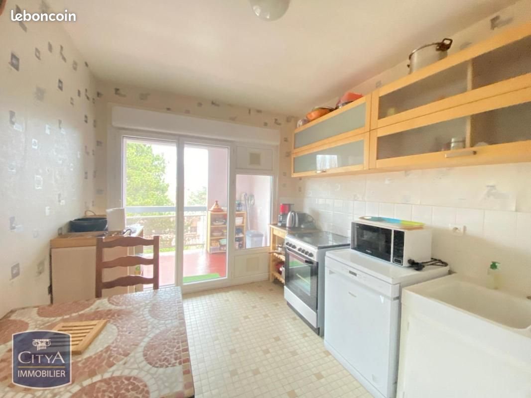 Appartement à louer, 78m², Cébazat