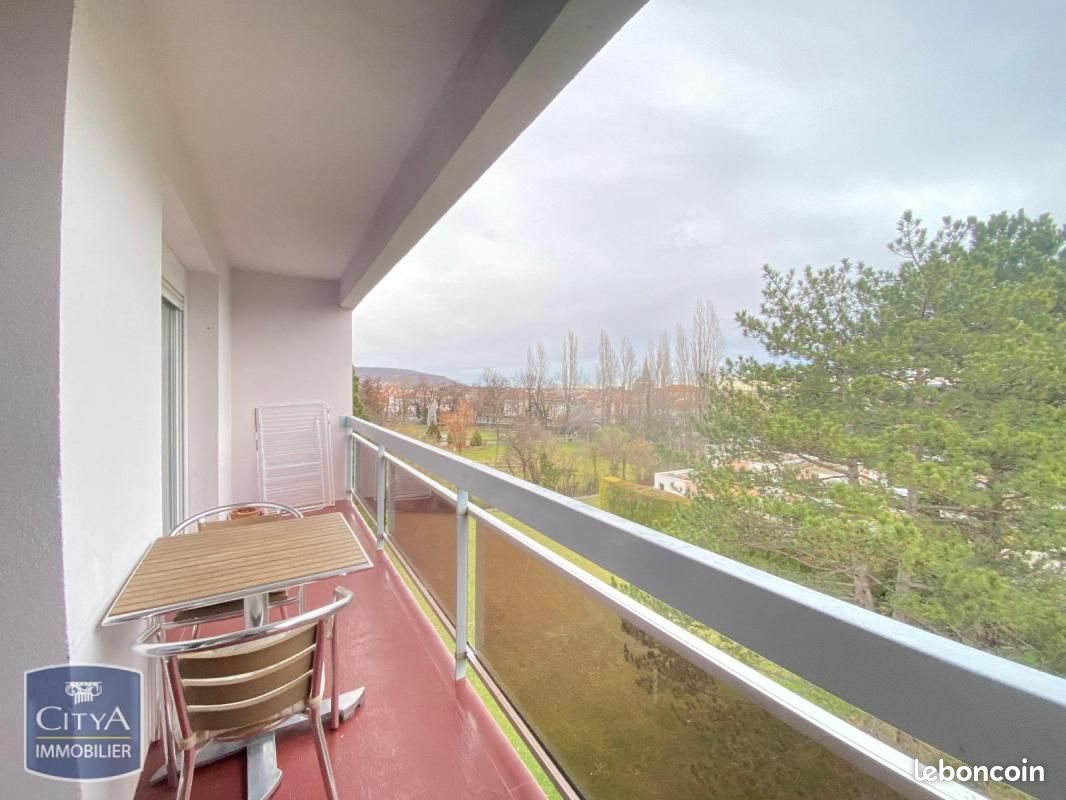 Appartement à louer, 78m², Cébazat