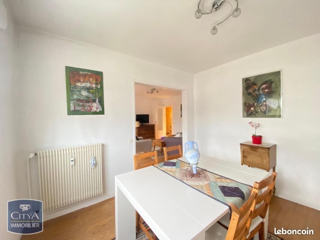 Appartement à louer, 78m², Cébazat