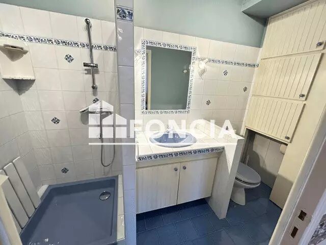 Appartement à louer, 26m², Marseille 6ème