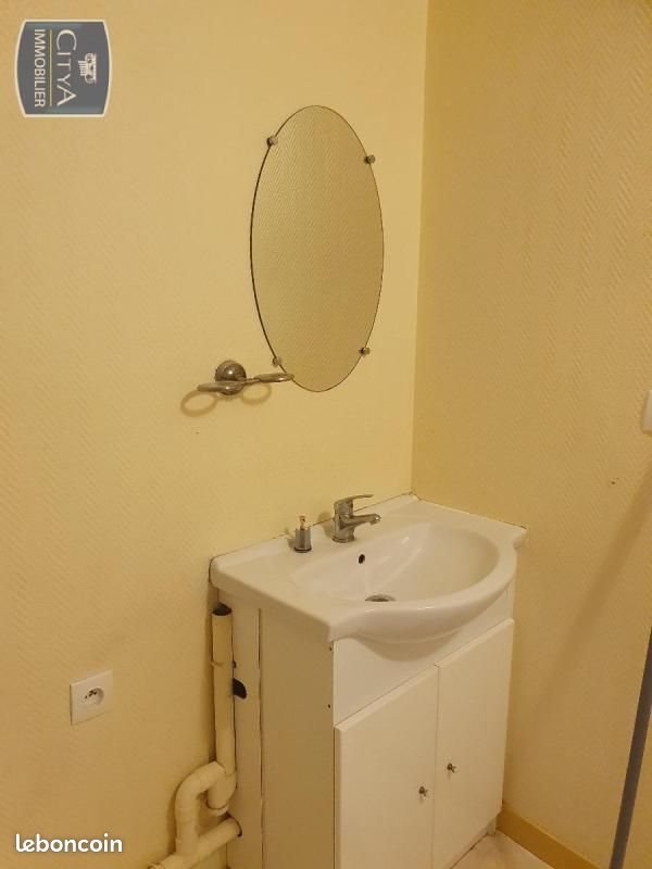 Appartement à louer, 27m², Tillières