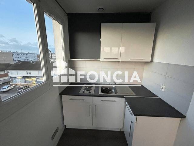 Appartement à louer, 24m², Ballancourt-sur-Essonne