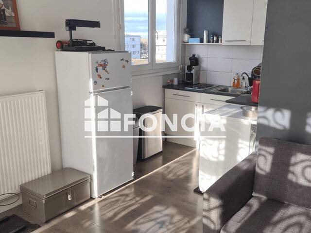 Appartement à louer, 24m², Ballancourt-sur-Essonne