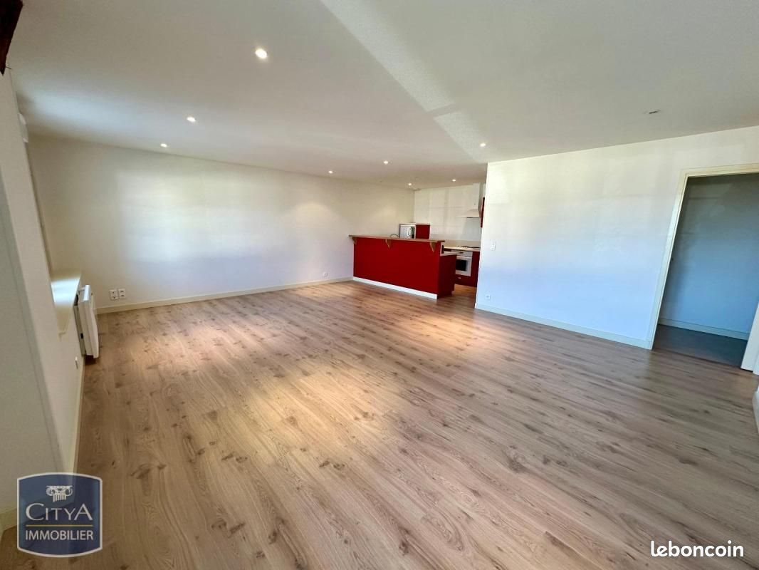Appartement à louer, 78m², Buzançais