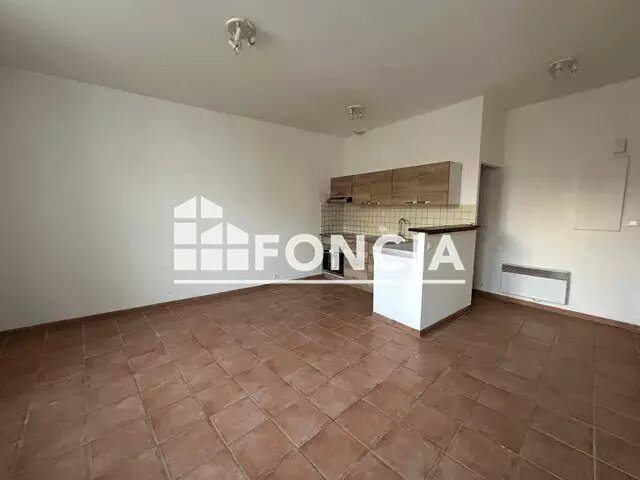 Appartement à louer, 53m², Saint-Geniès-de-Comolas