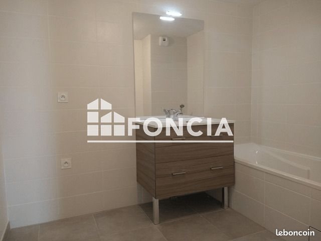 Appartement à louer, 65m², Eybens