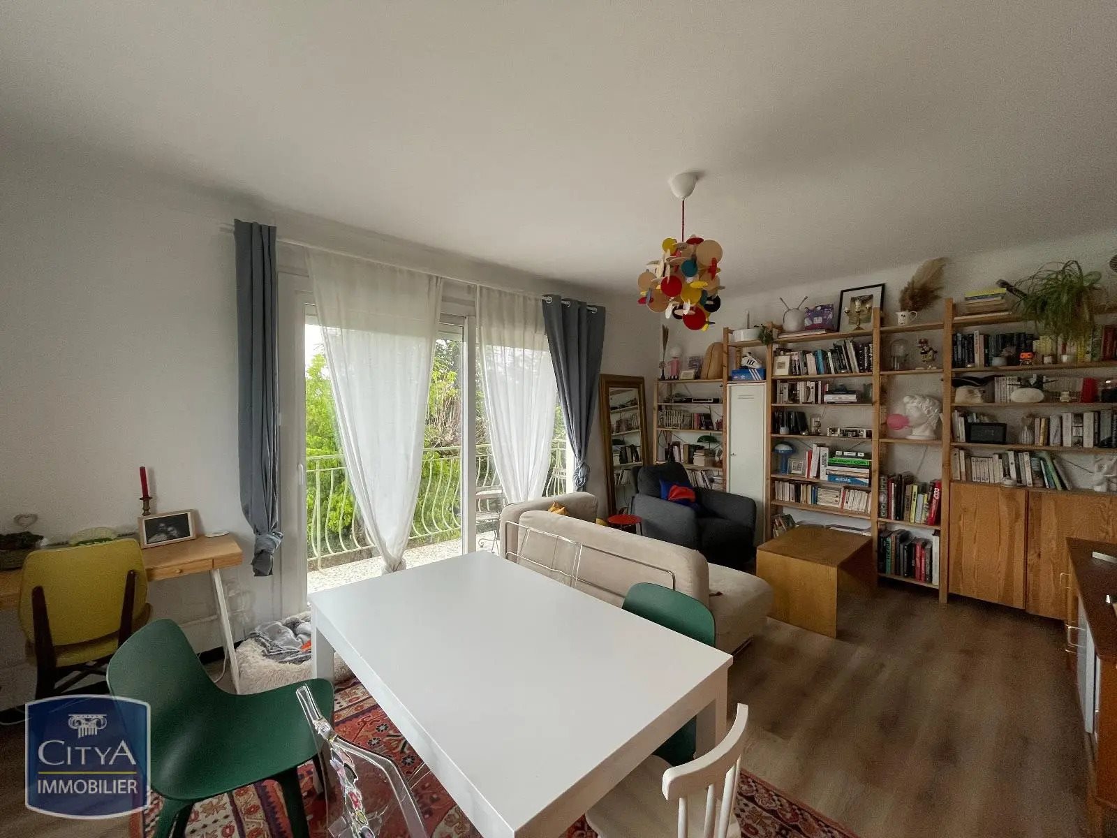 Maison à louer, 120m², Monteux