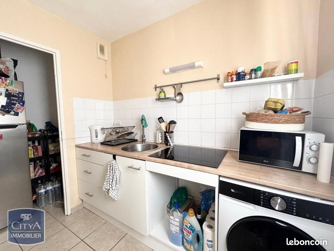 Appartement à louer, 47m², Quiévrechain