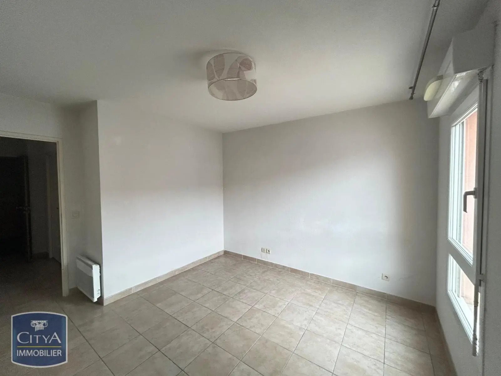 Appartement à louer, 48m², Milhaud