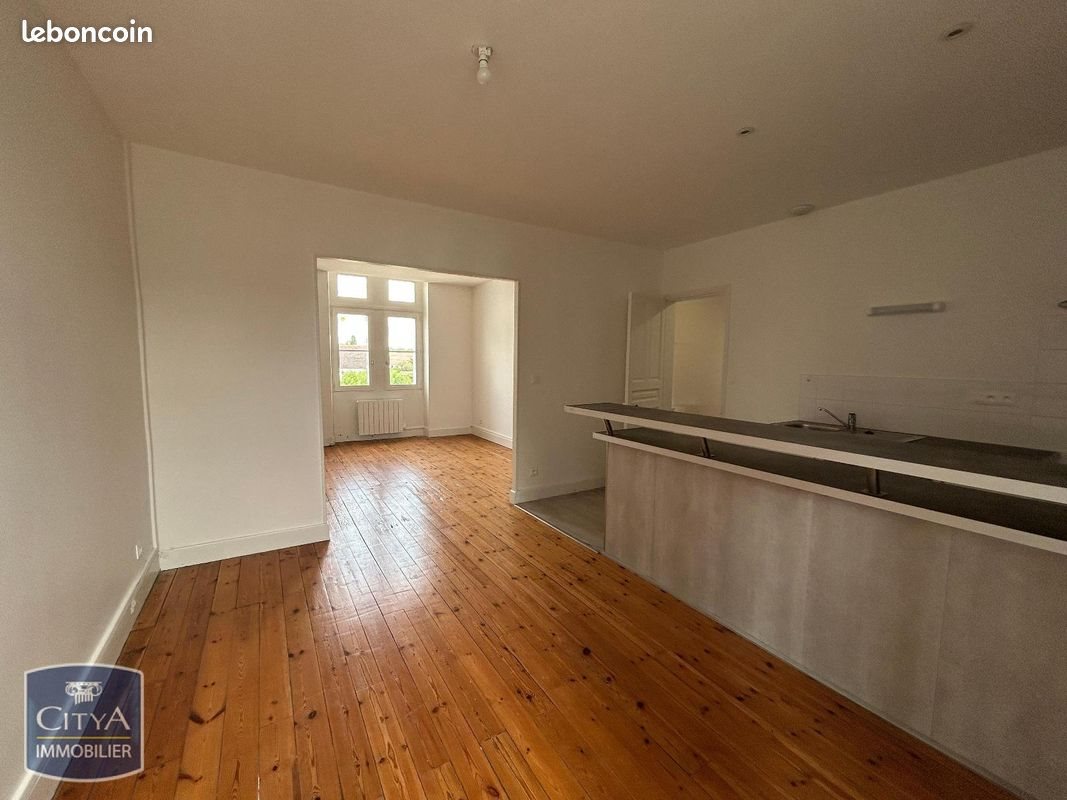 Appartement à louer, 85m², Naintré