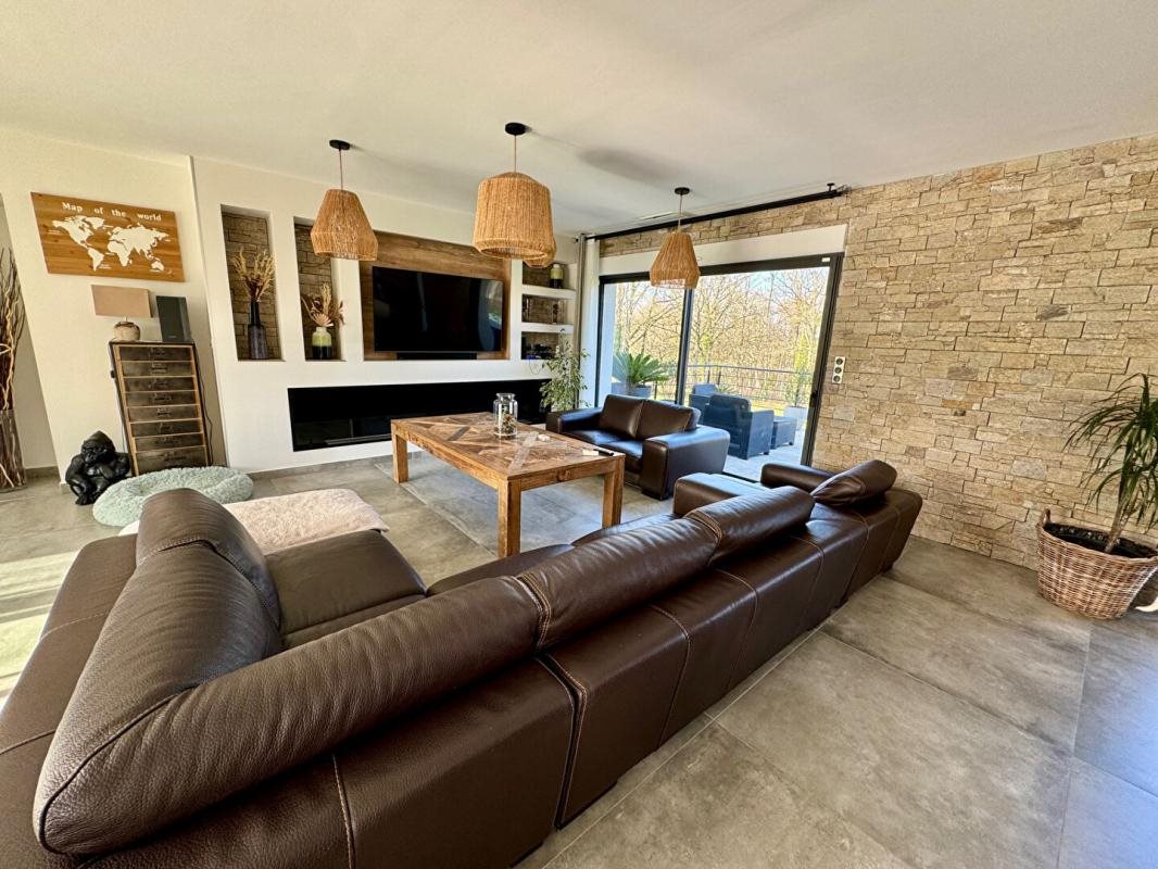 Maison à vendre, 266m², Condat-sur-Vienne