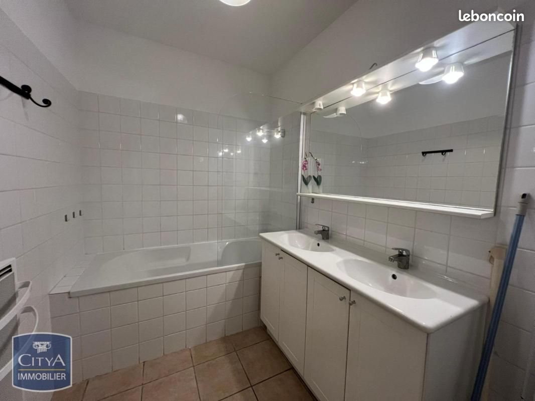 Appartement à louer, 73m², Sarlat-la-Canéda