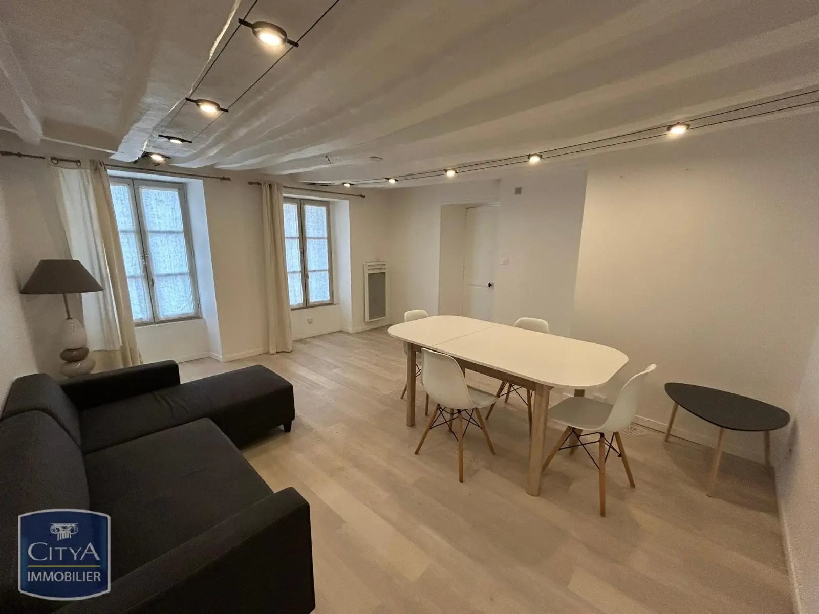 Maison à louer, 68m², Laval
