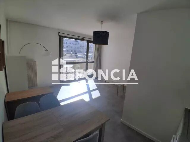 Appartement à louer, 38m², Grenoble