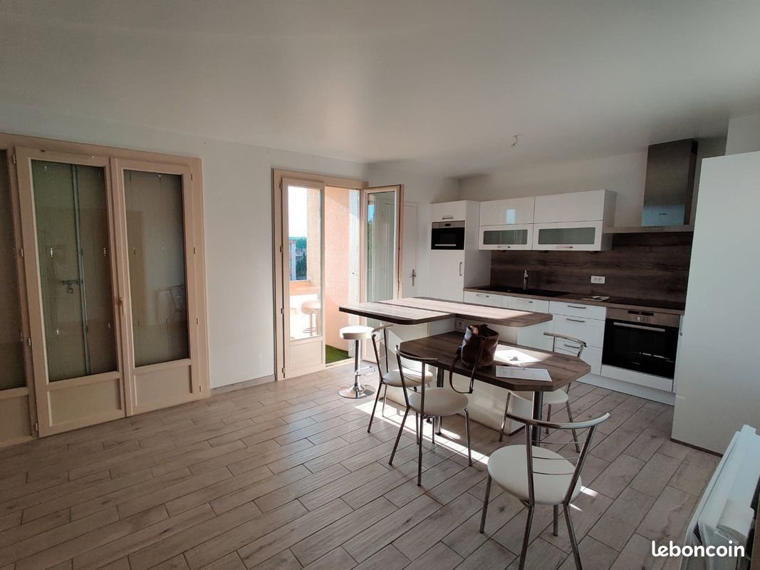 Appartement à louer, 64m², Digoin