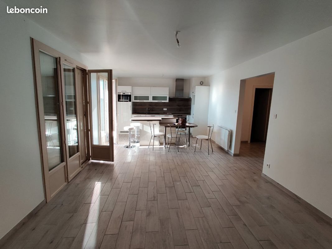 Appartement à louer, 64m², Digoin