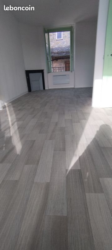 Appartement à louer, 70m², Fournels