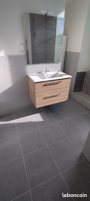 Appartement à louer, 70m², Fournels