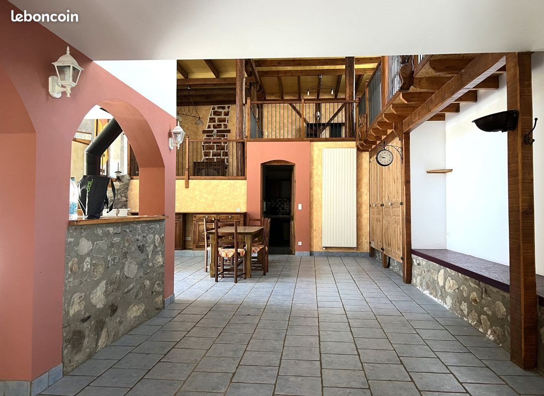 Maison à vendre, 281m², Allègre