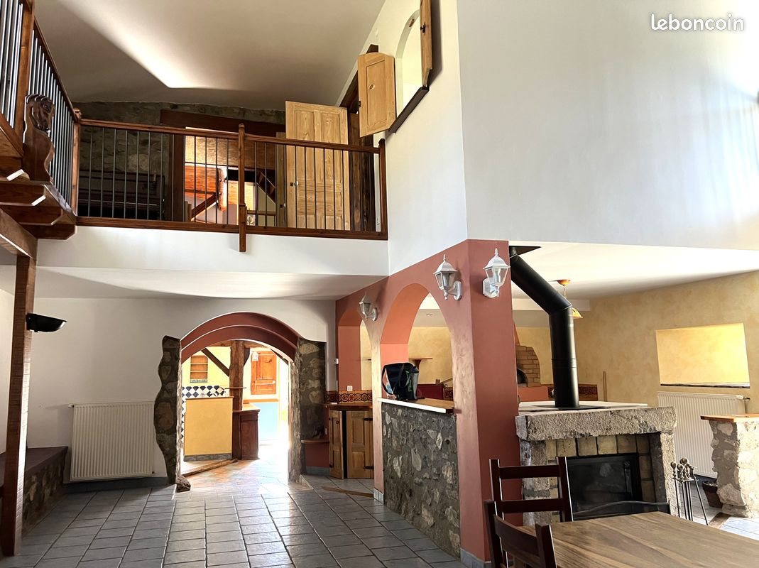 Maison à vendre, 281m², Allègre