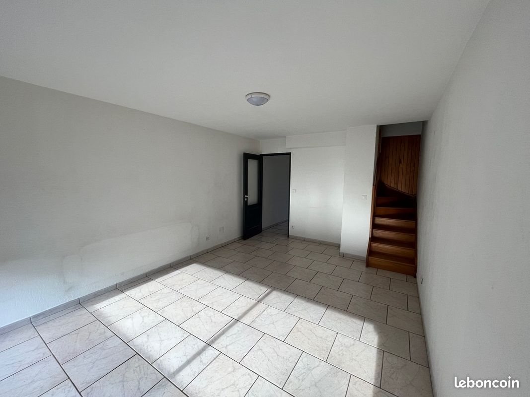 Appartement à louer, 68m², Vignec