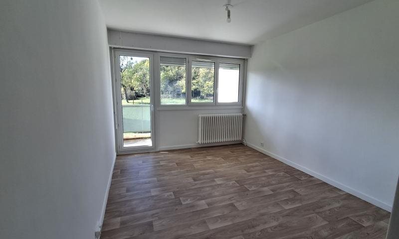 Appartement à louer, 128m², Unieux