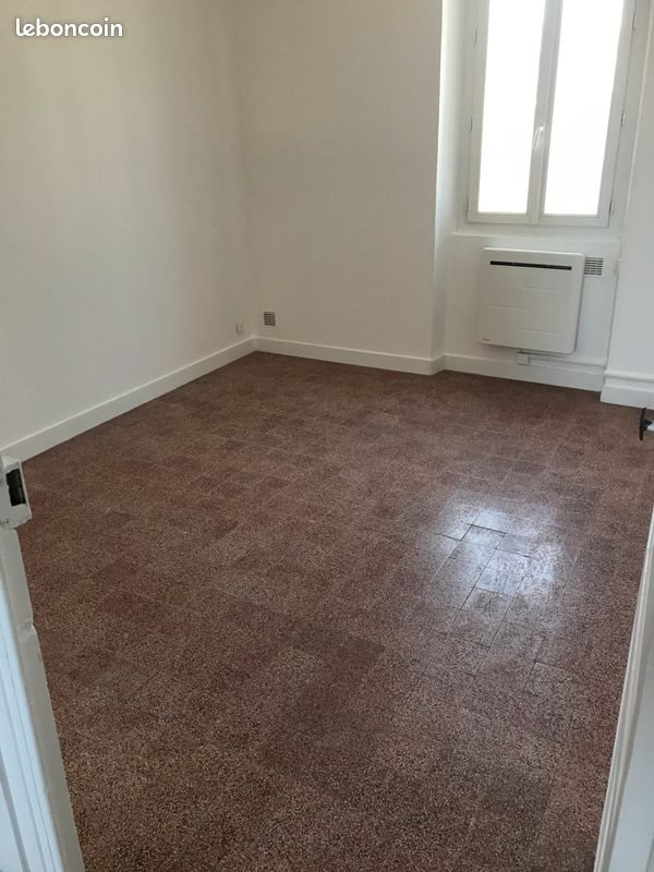 Appartement à louer, 43m², La Crau