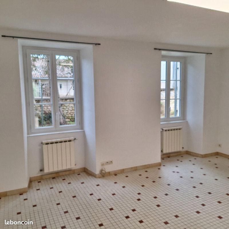 Maison à louer, 100m², Mosnac