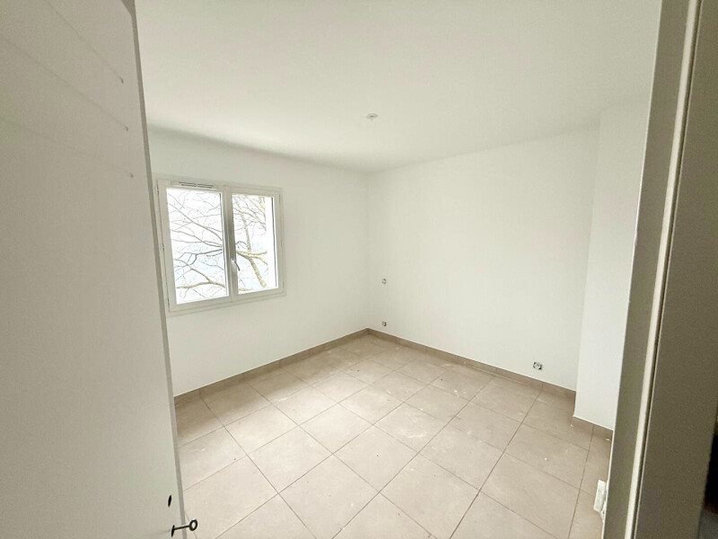 Maison à vendre, 100m², La Roquette-sur-Var