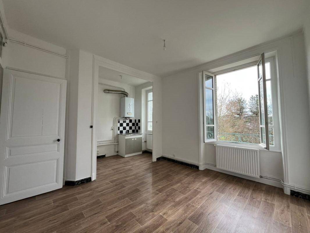 Appartement à louer, 56m², Saint-Vincent-de-Reins