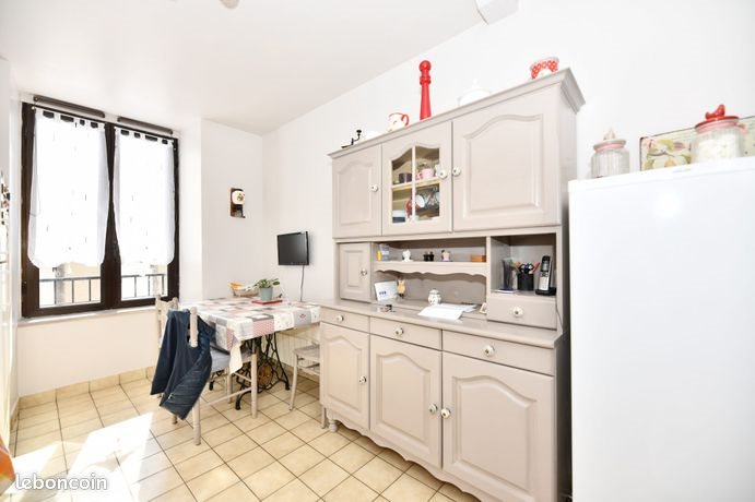 Appartement à louer, 81m², Mauriac