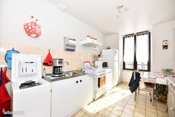 Appartement à louer, 81m², Mauriac