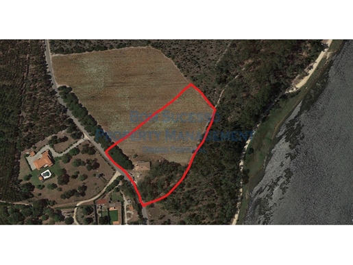 Land and Building Overlooking the Obidos Lagoon approved project for a rural hotel with 12 buildings