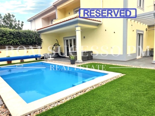 Villa de 3 chambres à panneaux solaires, vue sur la lagune d'Obidos, jardin privé et piscine d'eau s