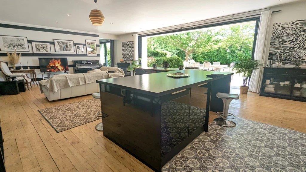 Compra: Vivenda (83570)