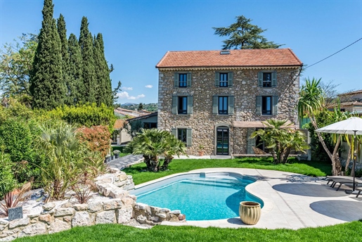 Beautiful stone country house, in a quiet residential area close to Mougins.

The property