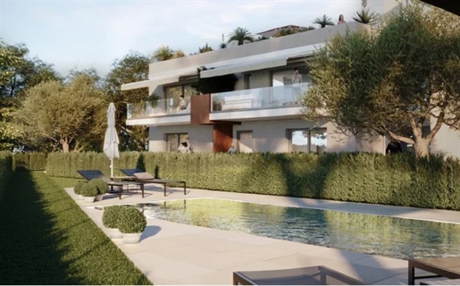 Nestled in the heart of the famous French Riviera, ideally situated between the famous cities of Nic