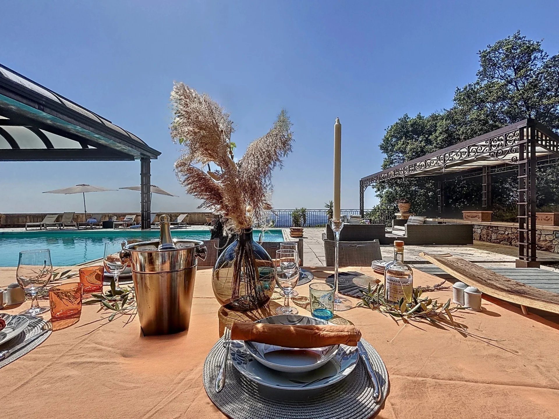 Maison à vendre, 907m², Grasse