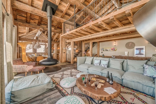 Ideally located for Meribel centre and the Olympe lift, this superb chalet is part of a new developm