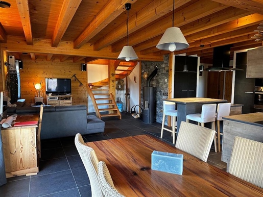 Arith - come and discover this superb chalet on the edge of a building zone with uninterrupted views
