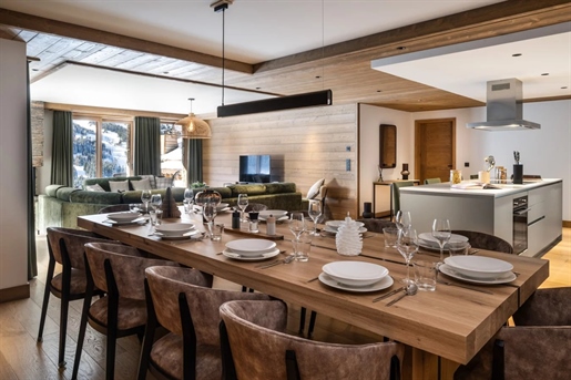 Beautiful apartment within the heights of Meribel, ideally situated for the centre and ski slopes.