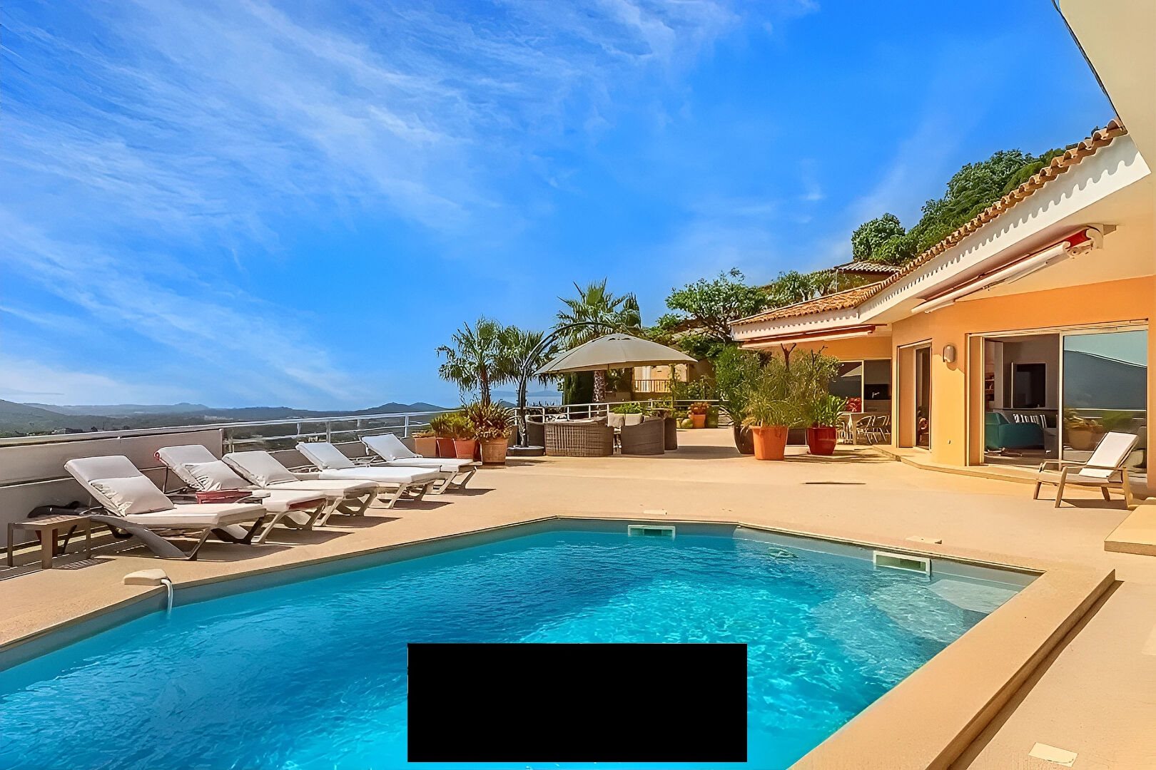 Maison à vendre, 320m², La Londe-les-Maures