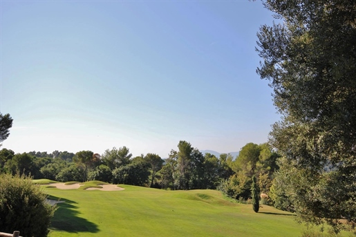 Exclusive! Plot for building....ideal for Golf lovers.
 
In the Heart of Royal Mougins Gol