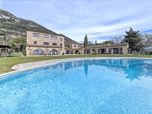 Magnificent Proven&ccedil al Mas located on the residential heights of Saint-Jeannet, enjoying a spe