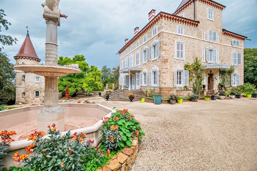 This unique estate is located around an hour from Geneva in the French countryside, approximately 30
