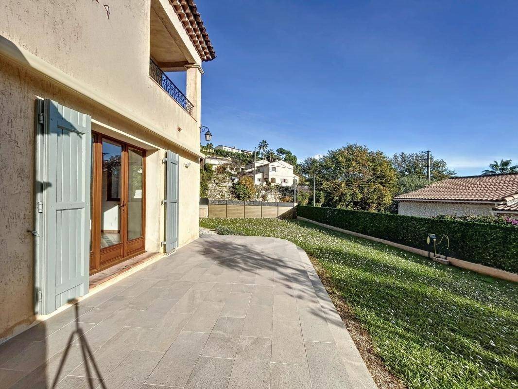 Maison à louer, 108m², Cagnes-sur-Mer