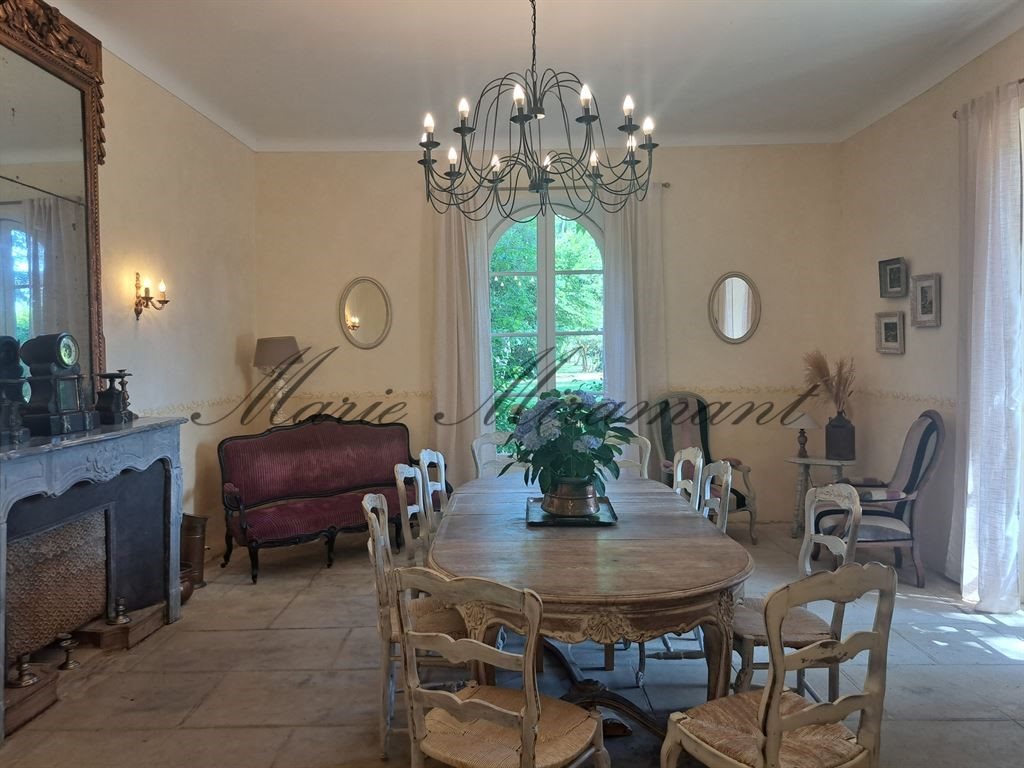 Maison à vendre, 900m², Orange