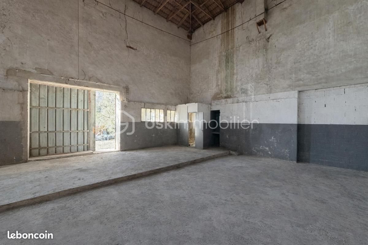 Appartement à vendre, 116m², Entraigues-sur-la-Sorgue