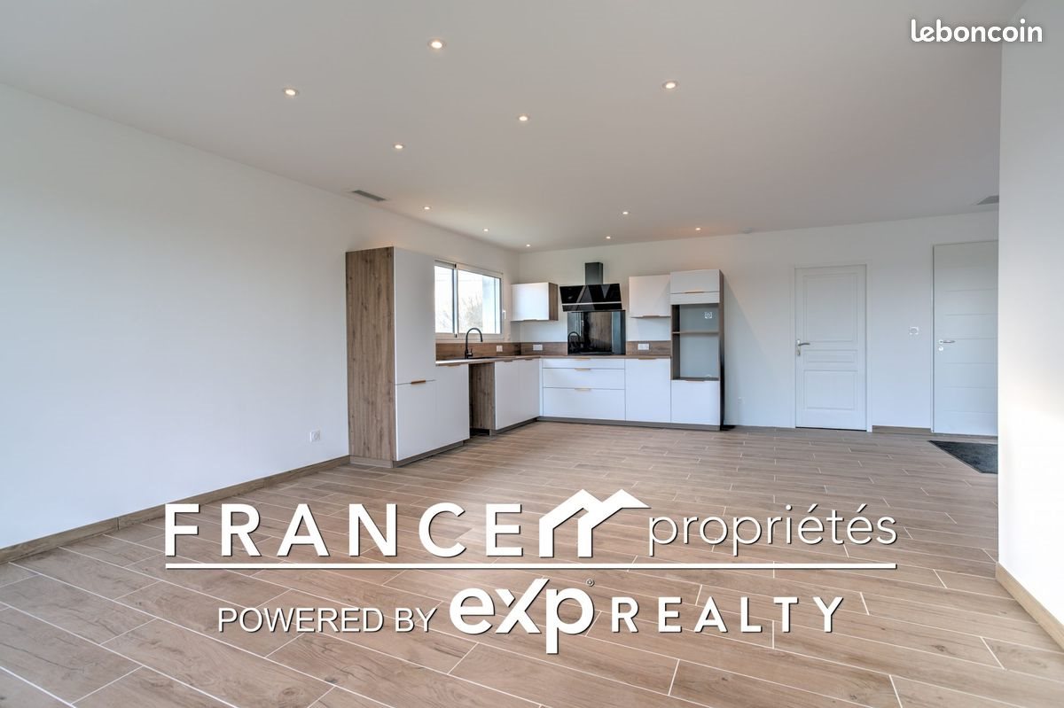 Maison à louer, 103m², Peyssies