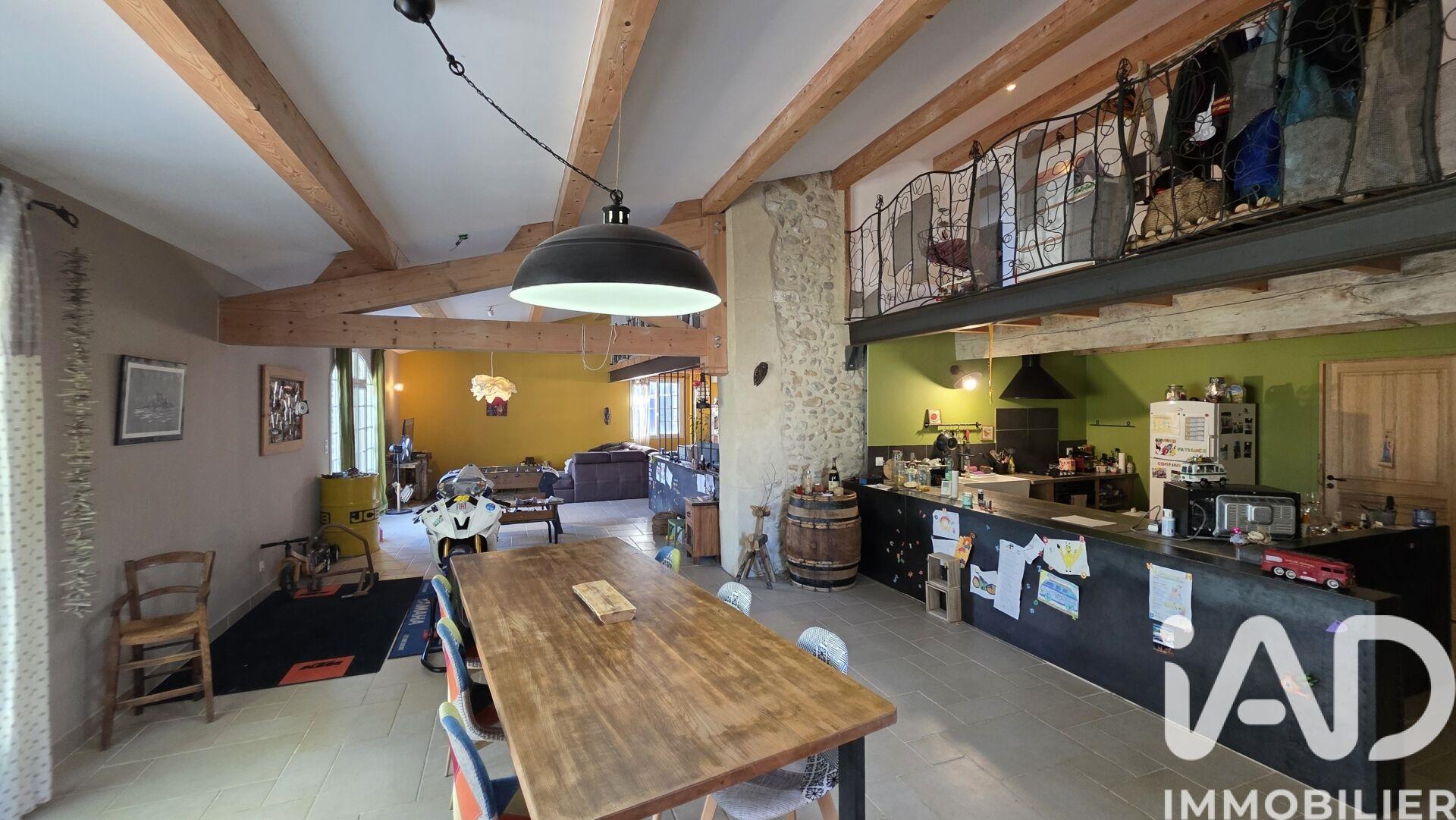 Maison à vendre, 191m², Eurre